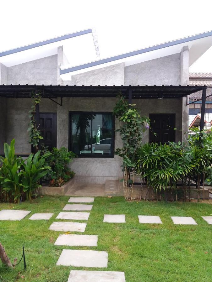 บ้านพักบุหงา199 อ สรรพยา Sapphaya Exterior photo